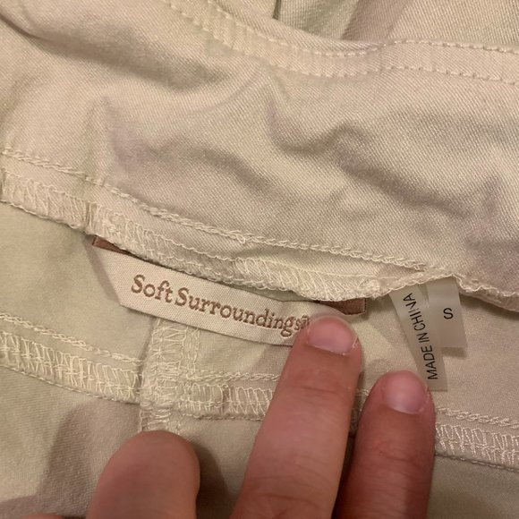 Soft Surroundings Khaki Walking Shorts Small - Picture 5 of 6